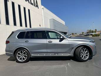 2024 BMW X7 xDrive40i 