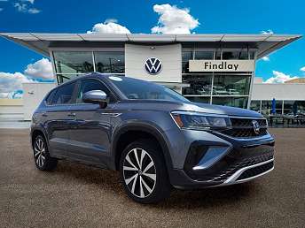 2023 Volkswagen Taos SE 