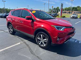 2016 Toyota RAV4 XLE 