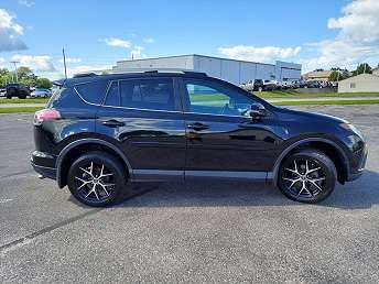 2017 Toyota RAV4 SE 