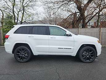 2021 Jeep Grand Cherokee Laredo 