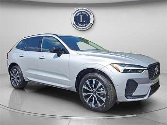 2025 Volvo XC60 B5 Plus 