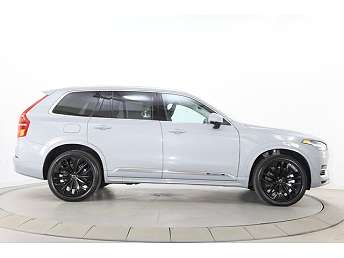 2024 Volvo XC90 T8 Ultimate 