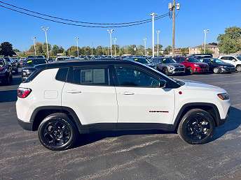 2024 Jeep Compass Trailhawk 