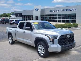 2025 Toyota Tundra SR5 
