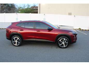 2025 Chevrolet Trax RS 