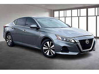 2020 Nissan Altima SV 