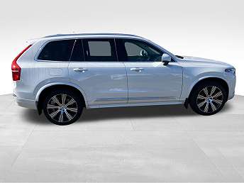 2024 Volvo XC90 T8 Ultimate 