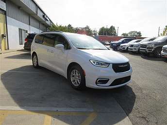2022 Chrysler Pacifica Touring-L 