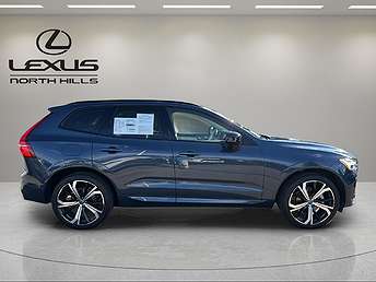 2025 Volvo XC60 B5 Ultra 