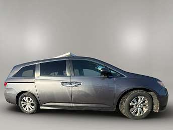 2016 Honda Odyssey SE 