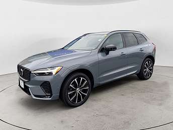 2024 Volvo XC60 B5 Plus 