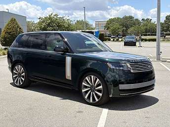 2026 Land Rover Range Rover SV 