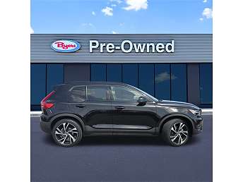2021 Volvo XC40 T5 R-Design 