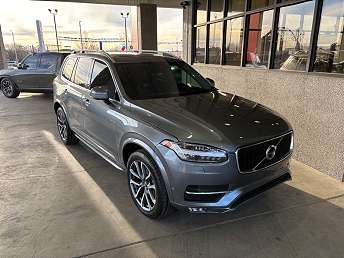 2019 Volvo XC90 T5 Momentum 