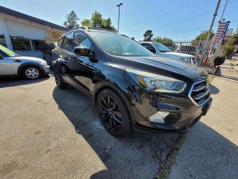 Used 2017 Ford Escape for Sale Near Me - CARFAX