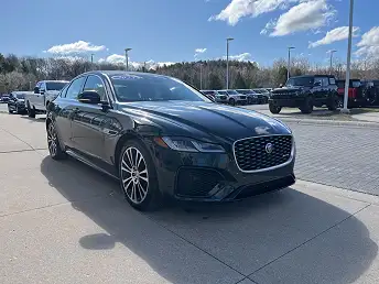 2022 Jaguar XF Review, Pricing, and Specs | CARFAX