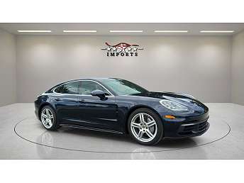2019 Porsche Panamera  