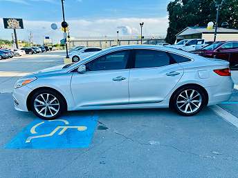 2016 Hyundai Azera Base 