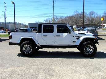2024 Jeep Gladiator Sport 