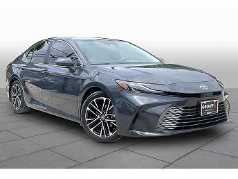 2025 Toyota Camry XLE 