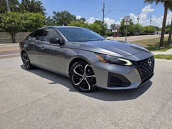 2024 Nissan Altima SR 