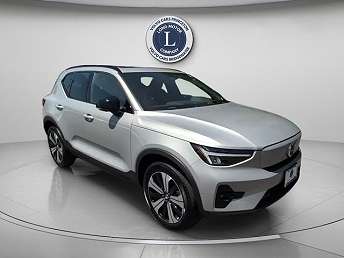 2023 Volvo XC40 P8 Plus 