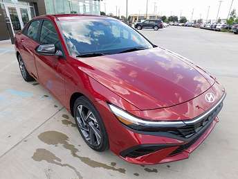 2025 Hyundai Elantra SEL 