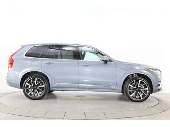 2022 Volvo XC90 T8 Inscription 