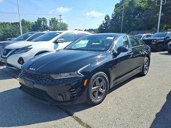 2023 Kia K5 LXS 