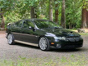 Black Pontiac GTO Base 2005
