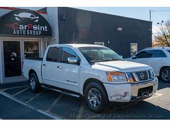 2014 Nissan Titan SV 