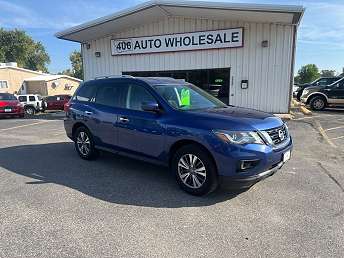 2019 Nissan Pathfinder S 