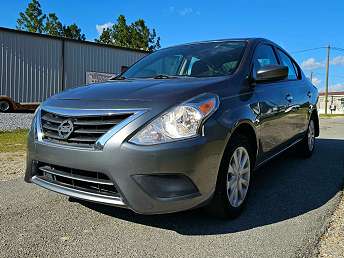 2018 Nissan Versa SV 