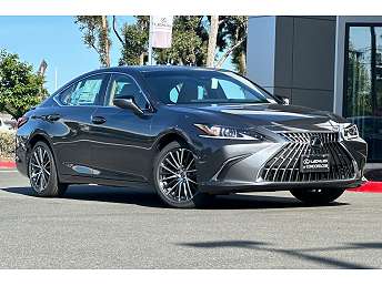 2025 Lexus ES 300h 
