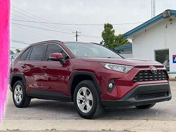 2019 Toyota RAV4 XLE 