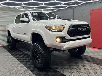2017 Toyota Tacoma TRD Sport 