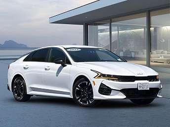 2024 Kia K5 GT-Line 