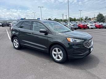 2022 Ford Edge SE 