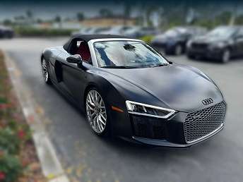 Black Audi R8 Convertible 2018