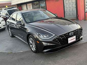 Gray Hyundai Sonata Sedan 2020