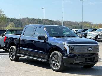 2025 Ford F-150 Lightning Lariat 