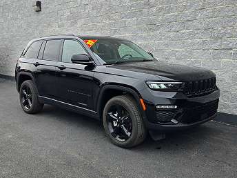 2023 Jeep Grand Cherokee Limited Edition 