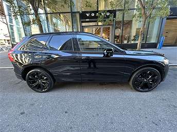 2024 Volvo XC60 B5 Ultimate 