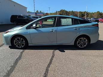 2022 Toyota Prius XLE 