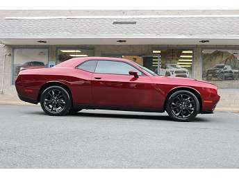 2022 Dodge Challenger SXT 