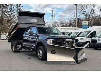Modellino 1/64 Greenlight Ford F-450 XLT Super Duty 2020 – Nero Con Aratro E Ribaltabile