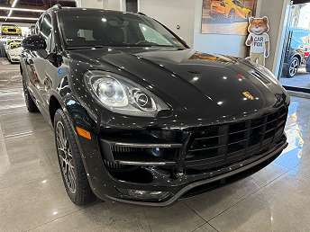2016 Porsche Macan Turbo 
