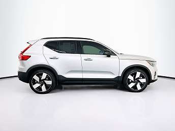 2024 Volvo XC40 P8 Ultimate 