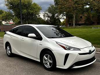 2019 Toyota Prius L Eco 